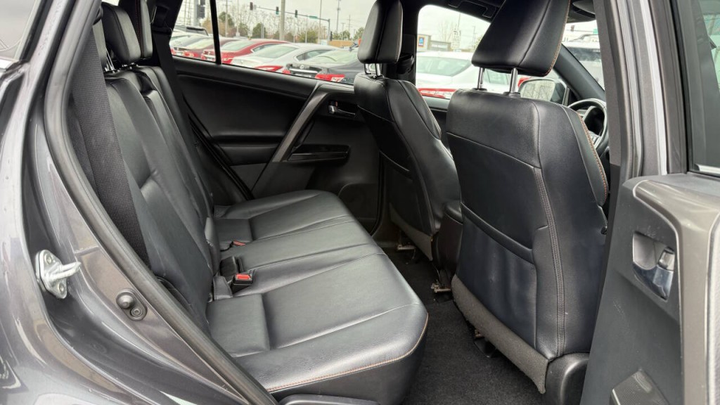 2018 Toyota Rav4 Image 19