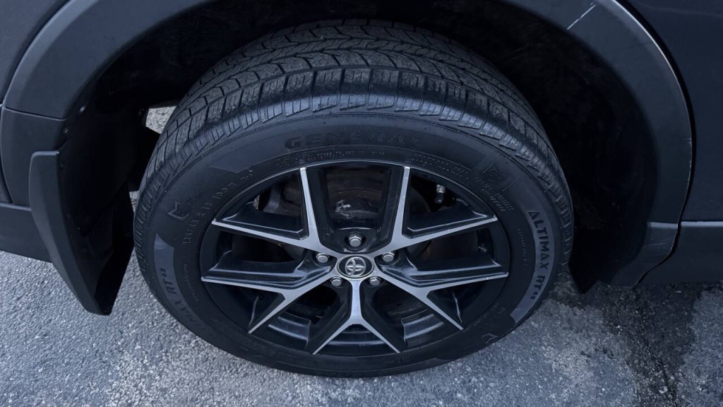 2018 Toyota Rav4 Image 26