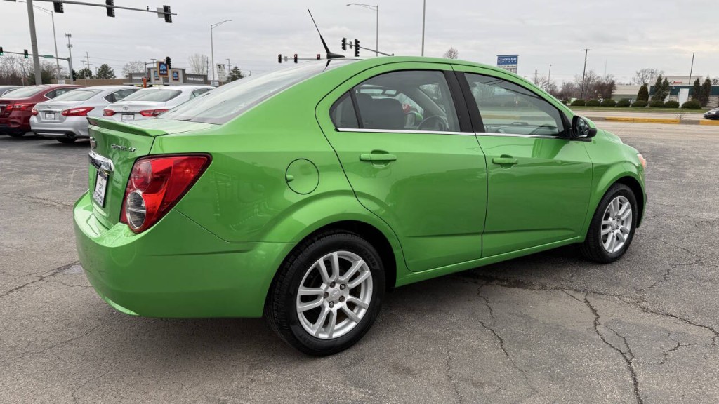 2014 Chevrolet Sonic Image 5