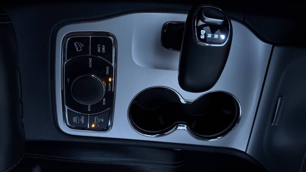 2015 Jeep Grand Cherokee Image 14