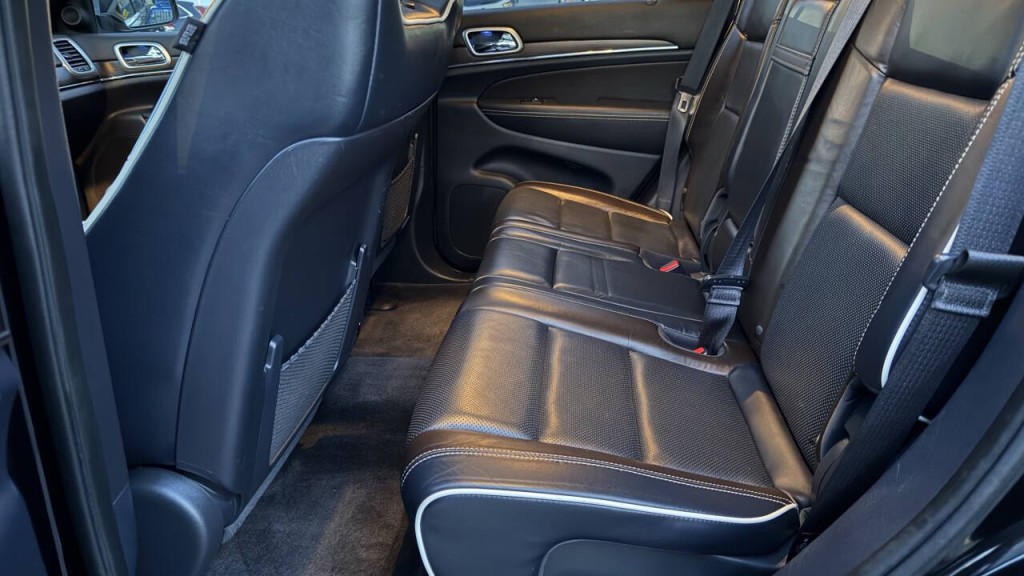 2015 Jeep Grand Cherokee Image 17