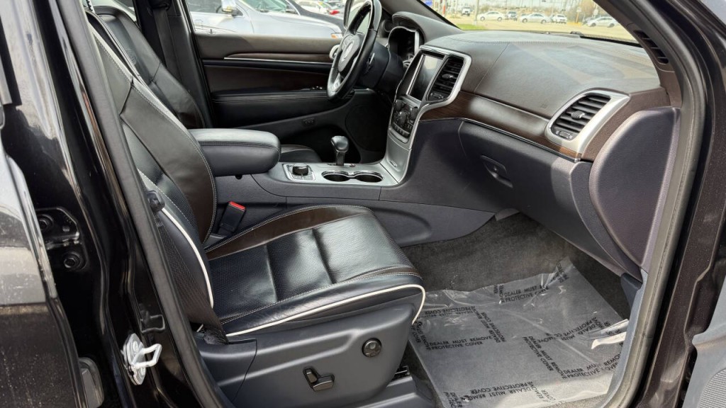 2015 Jeep Grand Cherokee Image 22
