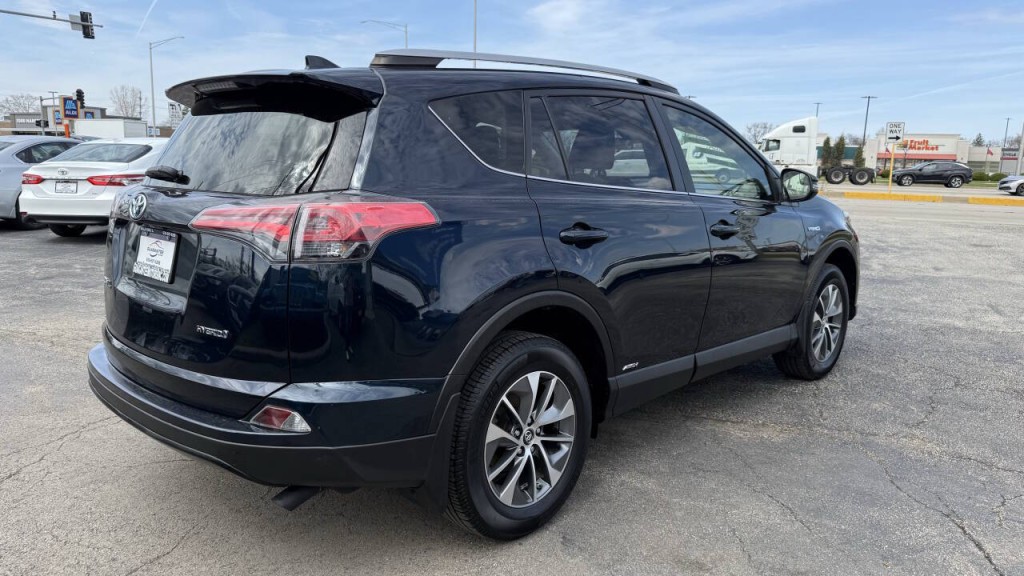 2018 Toyota Rav4 Image 6