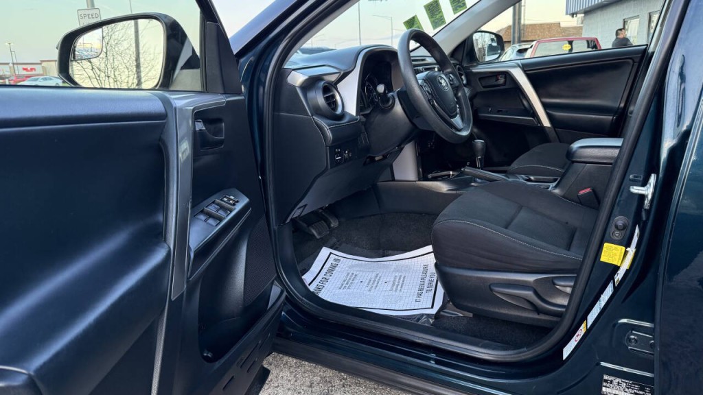 2018 Toyota Rav4 Image 11