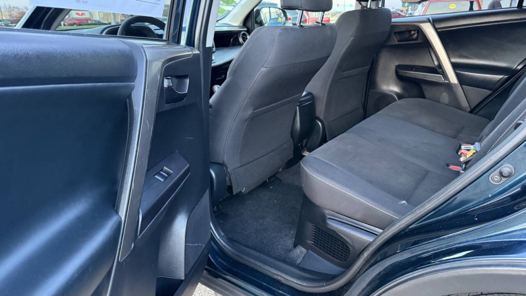 2018 Toyota Rav4 Image 17