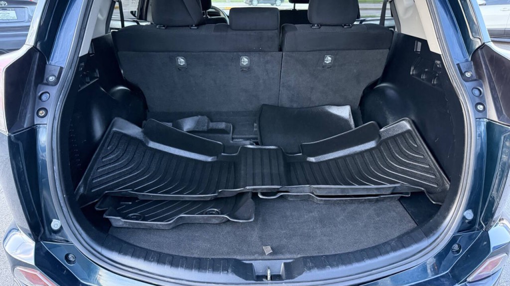 2018 Toyota Rav4 Image 19