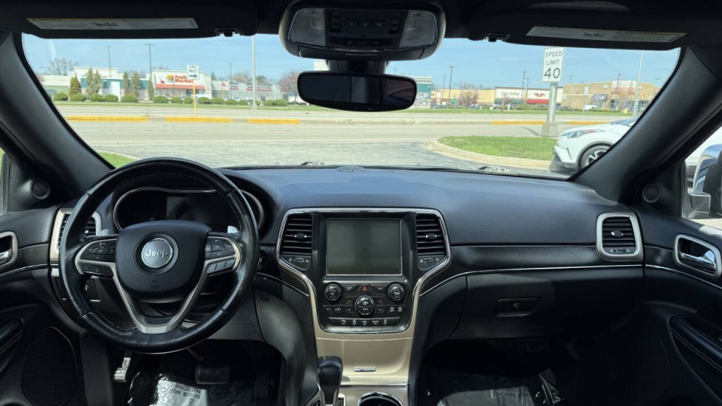 2017 Jeep Grand Cherokee Image 14