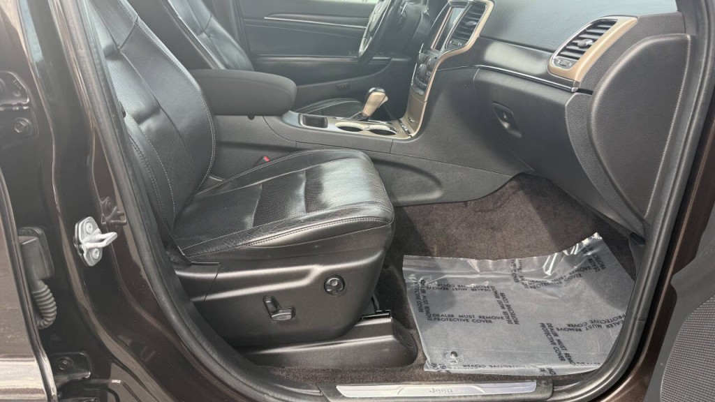 2017 Jeep Grand Cherokee Image 25