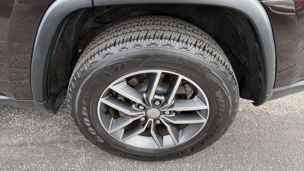 2017 Jeep Grand Cherokee Image 27