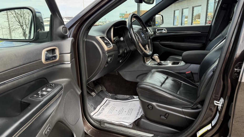 2017 Jeep Grand Cherokee Image 11
