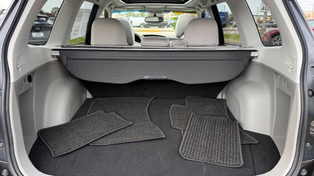 2013 Subaru Forester Image 14