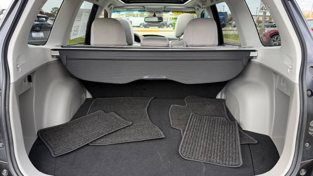2013 Subaru Forester Image 15