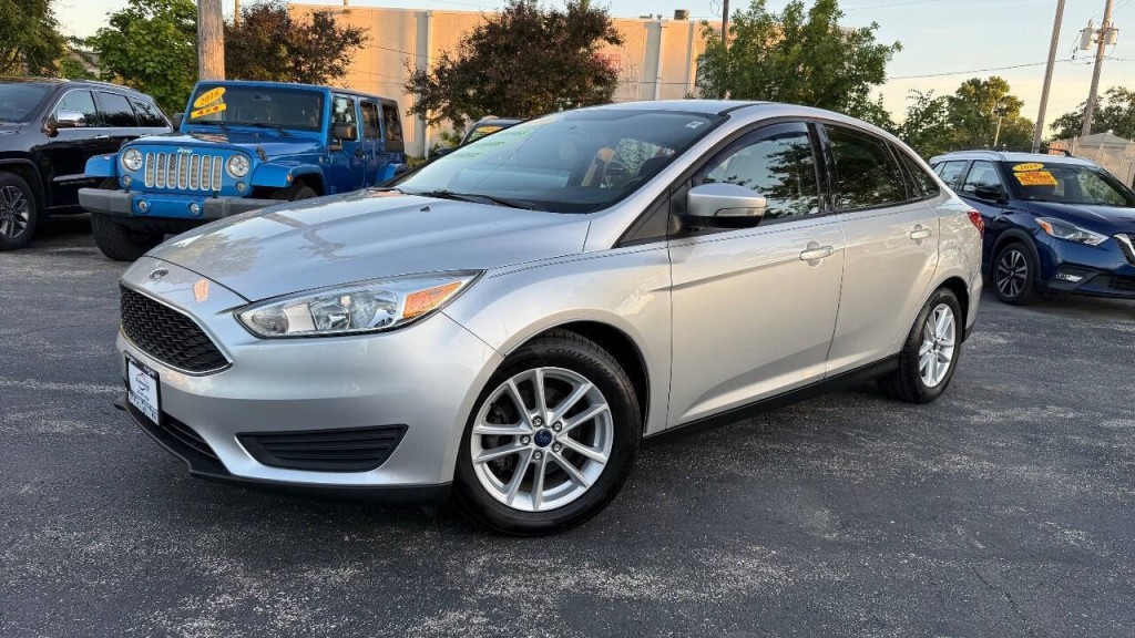 2017 Ford Focus Image 1