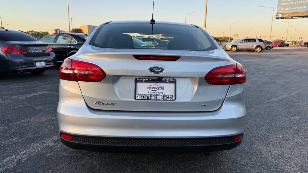 2017 Ford Focus Image 3
