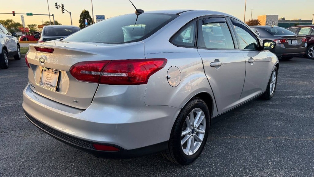 2017 Ford Focus Image 4