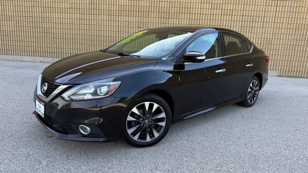 2019 Nissan Sentra Image 1