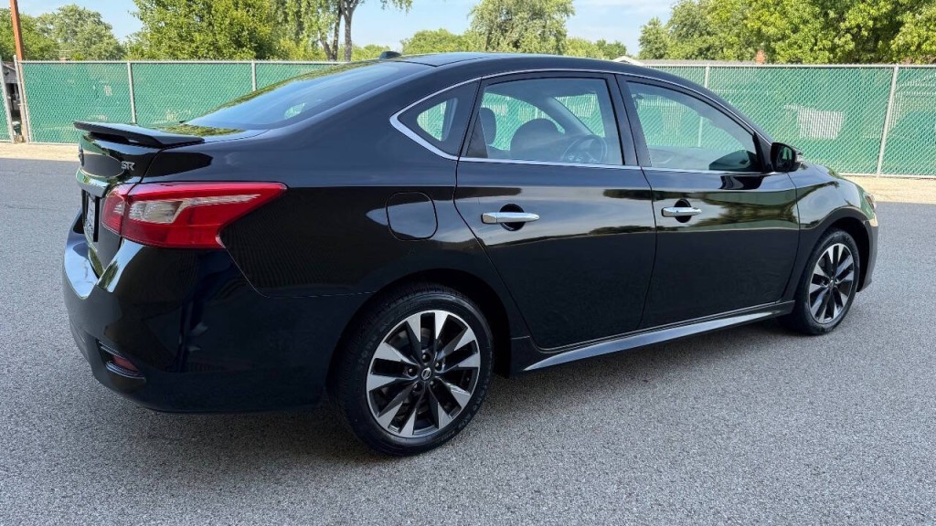 2019 Nissan Sentra Image 5