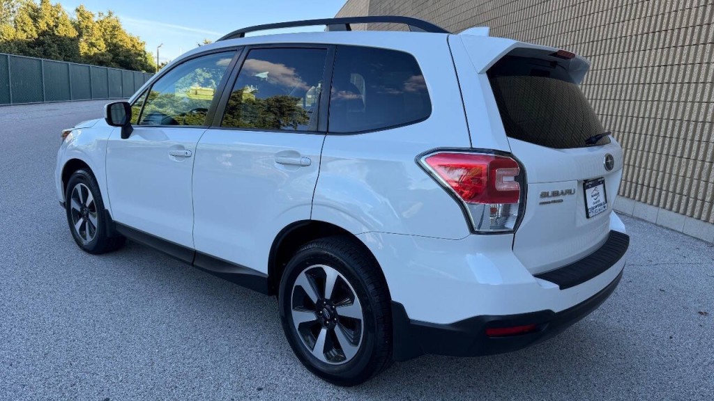 2018 Subaru Forester Image 4