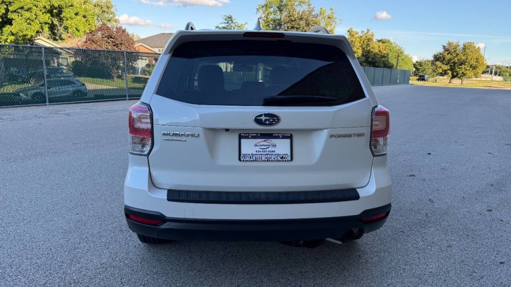 2018 Subaru Forester Image 6