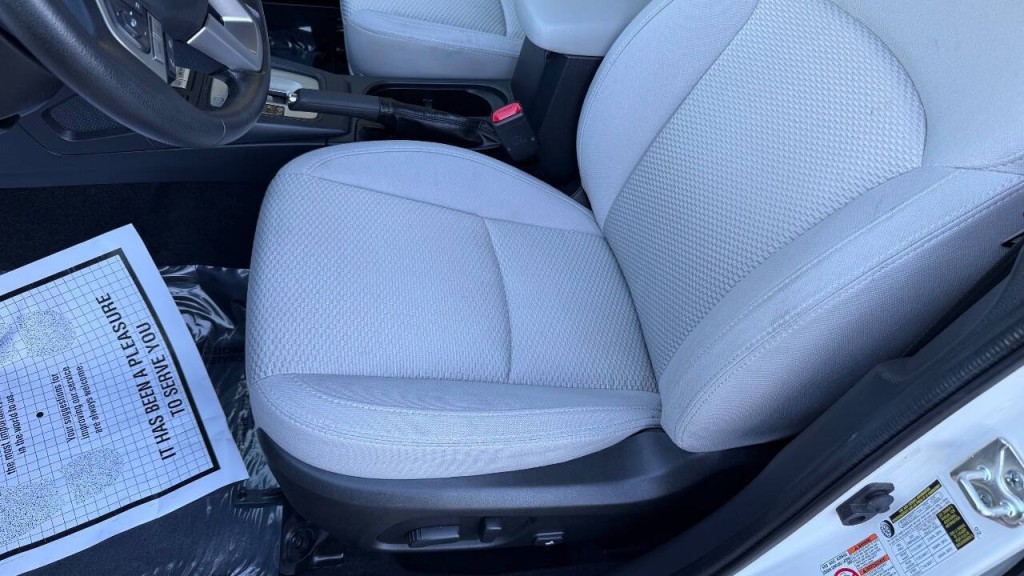 2018 Subaru Forester Image 12