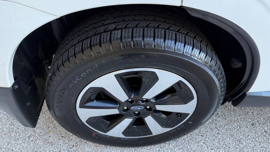 2018 Subaru Forester Image 25