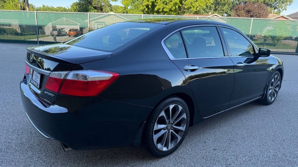 2015 Honda Accord Image 7