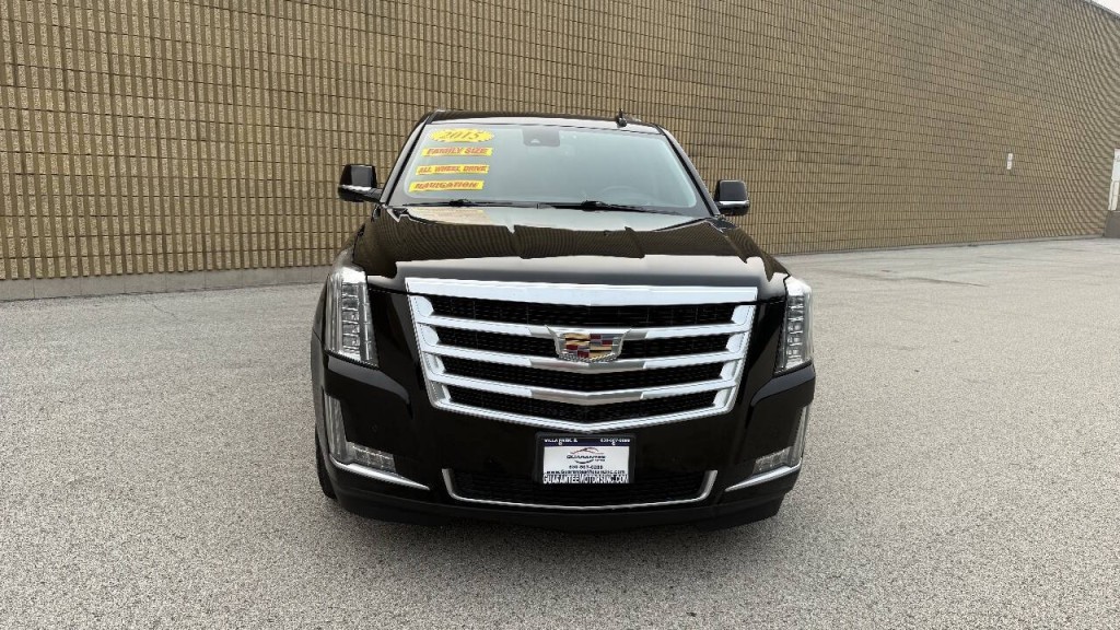 2015 Cadillac Escalade Image 9