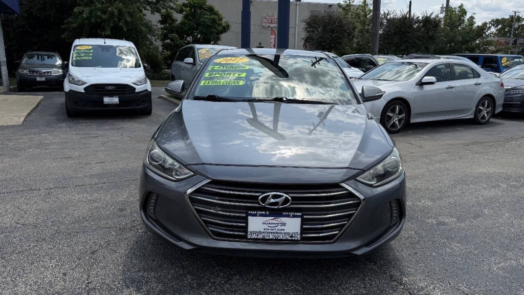 2017 Hyundai Elantra Image 8
