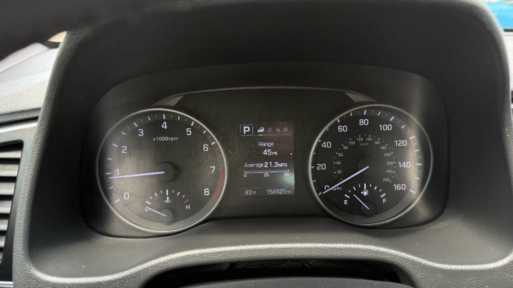 2017 Hyundai Elantra Image 11