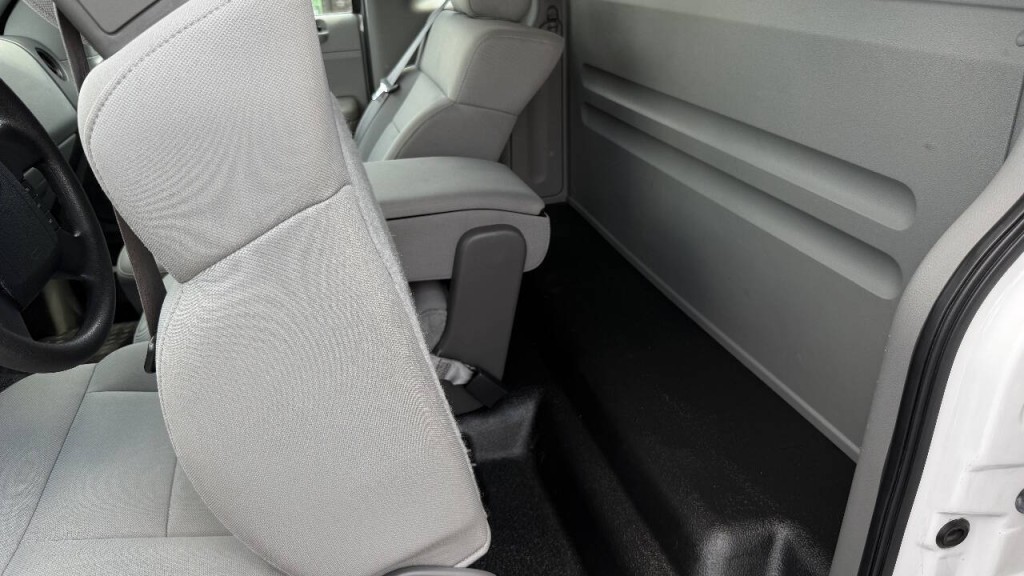 2004 Ford F-150 Image 12