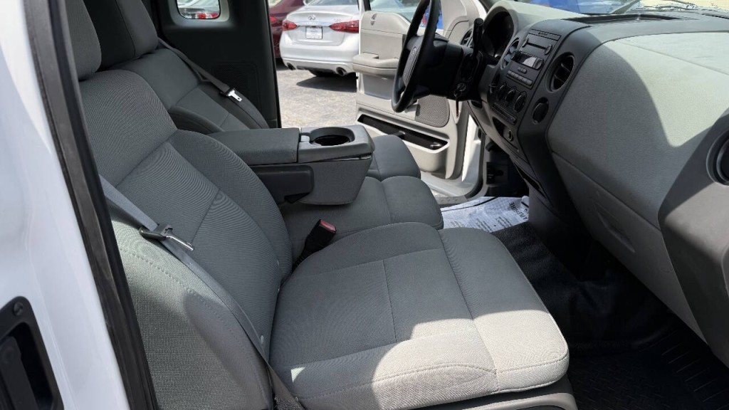 2004 Ford F-150 Image 15