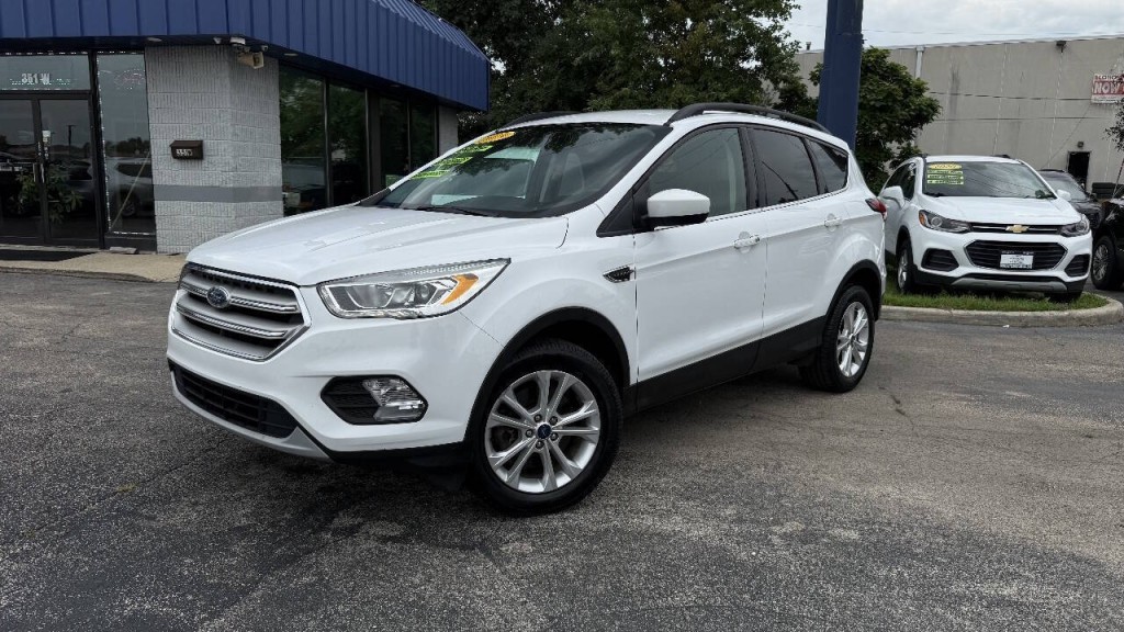 2019 Ford Escape Image 2