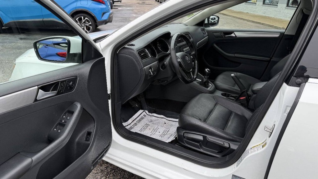 2017 Volkswagen Jetta Image 8