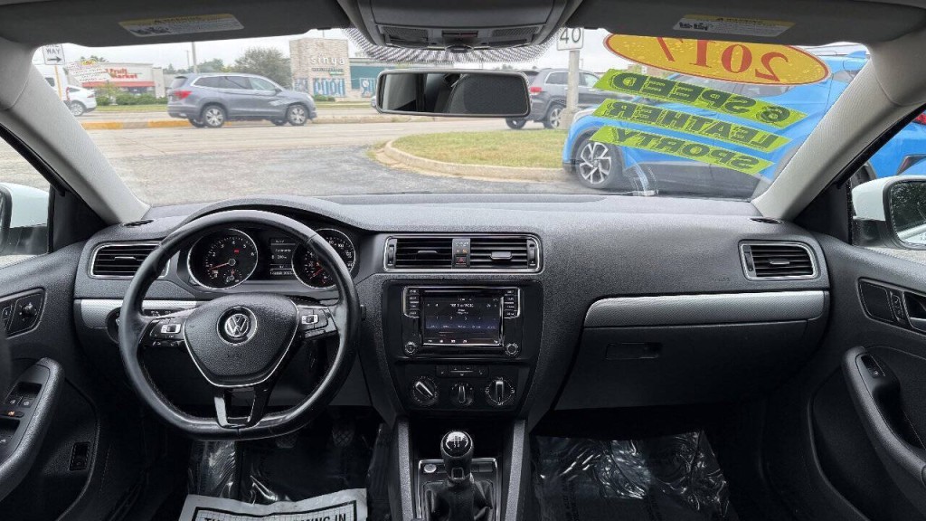 2017 Volkswagen Jetta Image 11