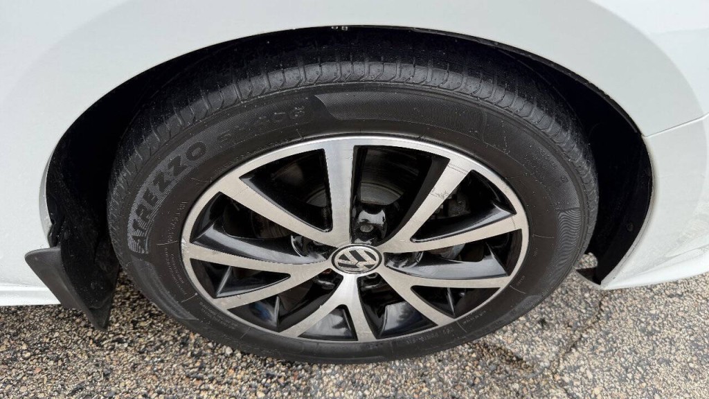 2017 Volkswagen Jetta Image 19