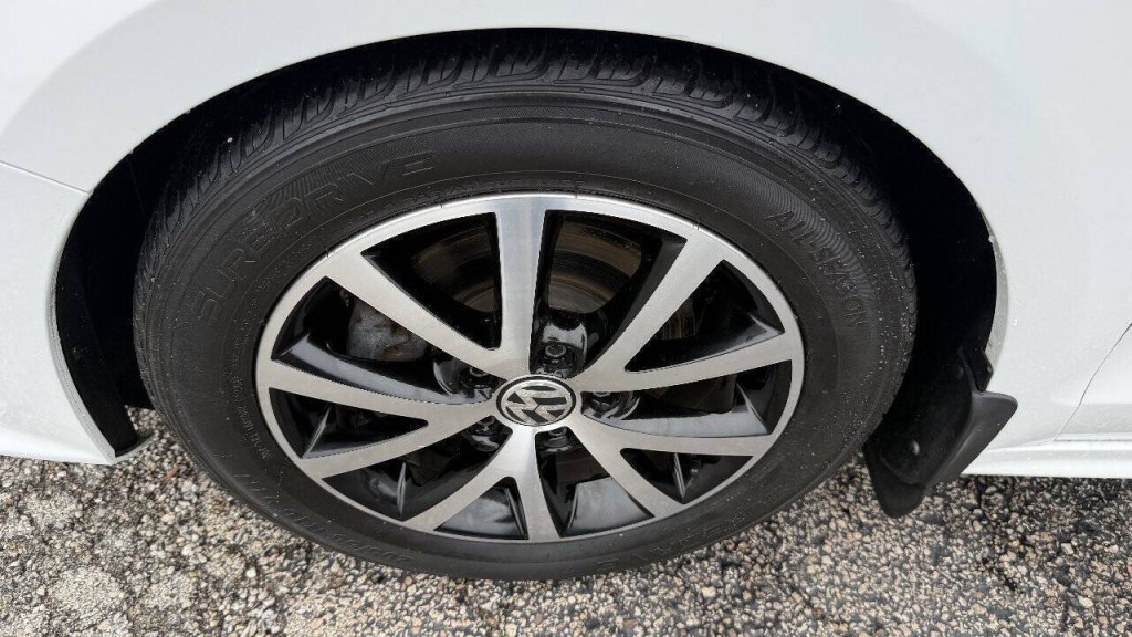 2017 Volkswagen Jetta Image 21