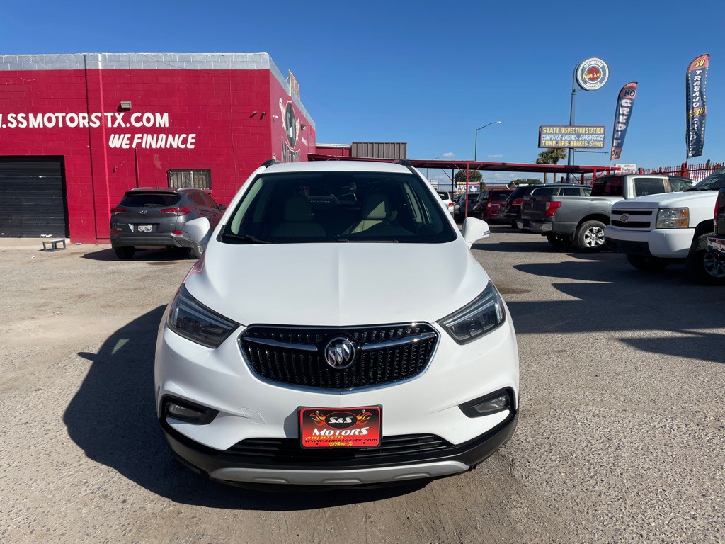 2017 Buick Enclave Image 2