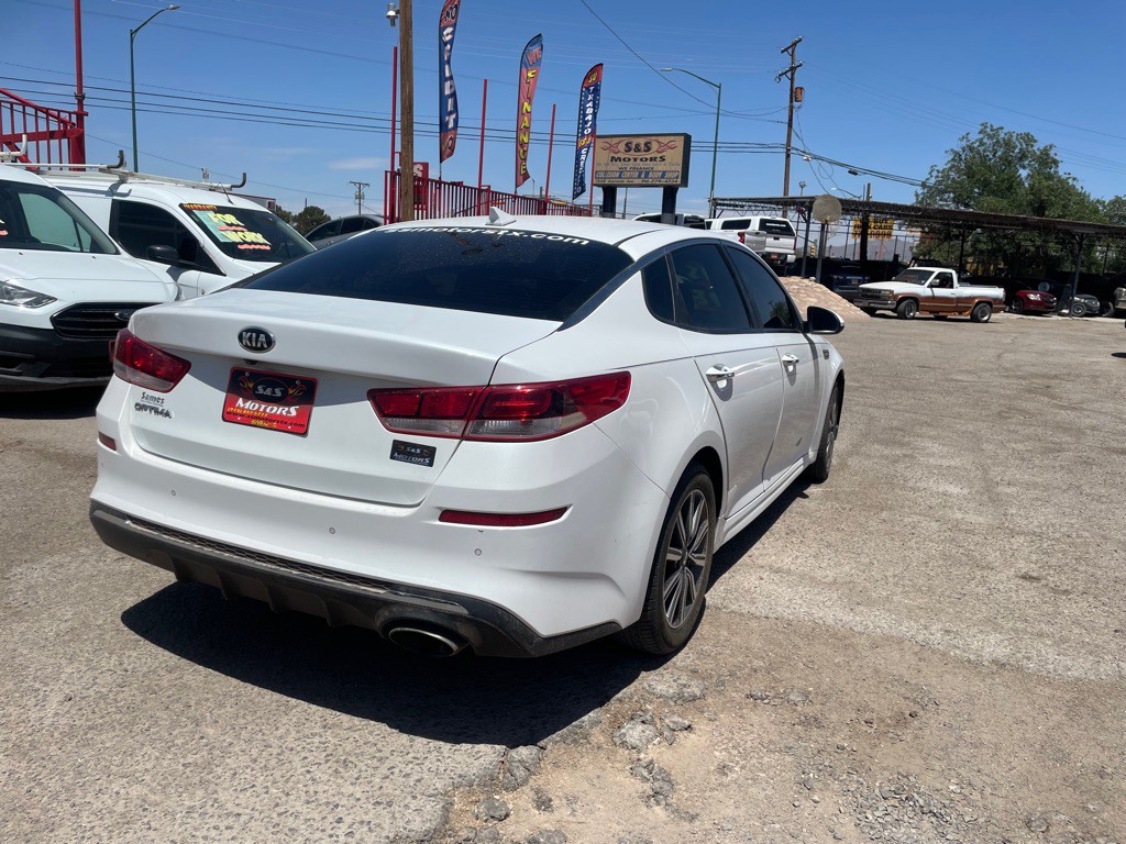 2019 Kia Optima Image 8