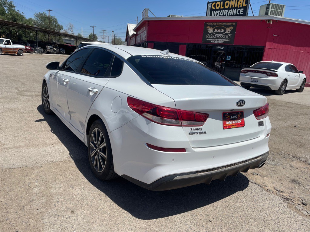 2019 Kia Optima Image 9