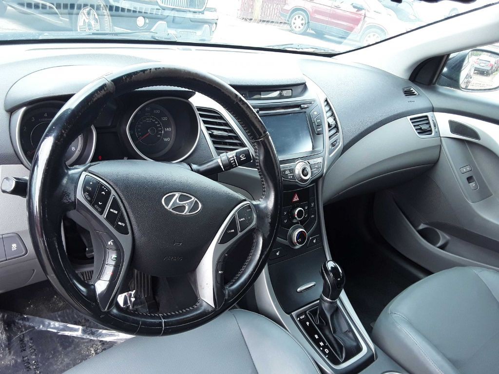 2014 Hyundai Elantra Image 14