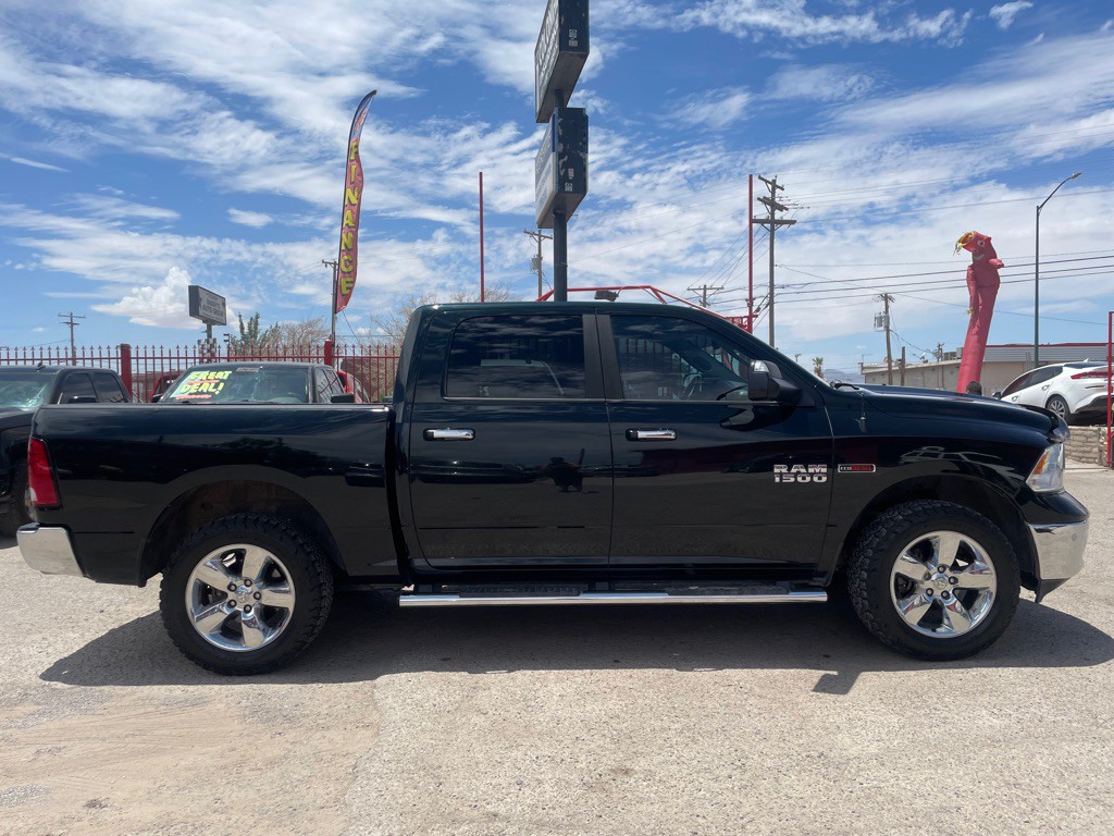 2015 RAM 1500 Image 4