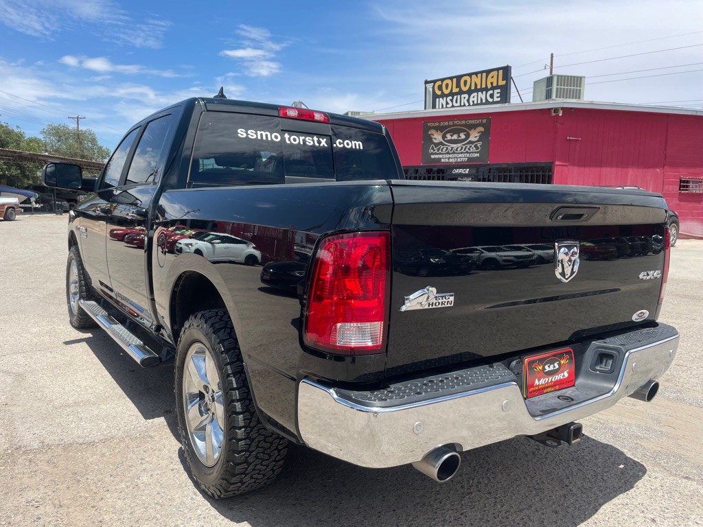 2015 RAM 1500 Image 9