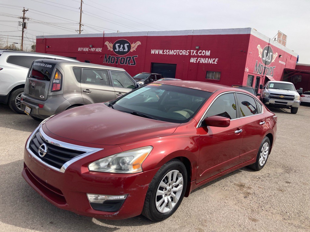 2015 Nissan Altima Image 2