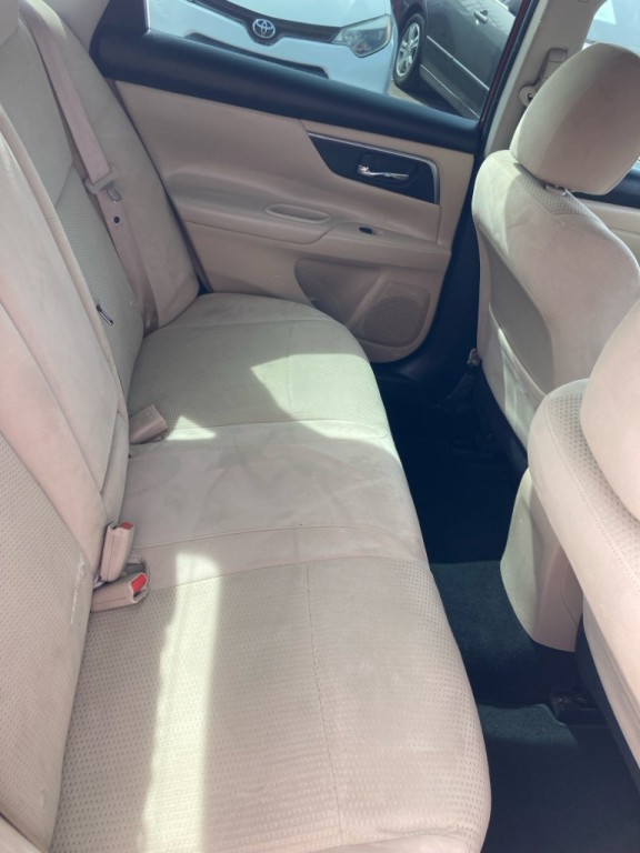 2015 Nissan Altima Image 3