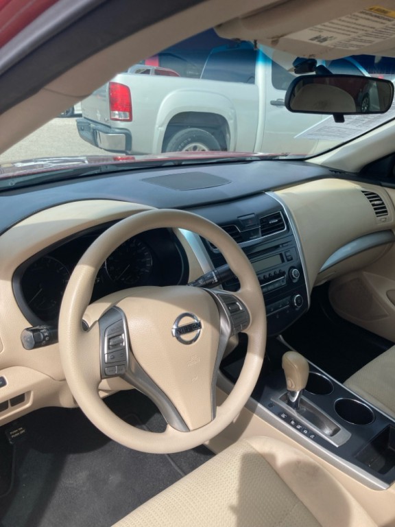 2015 Nissan Altima Image 6