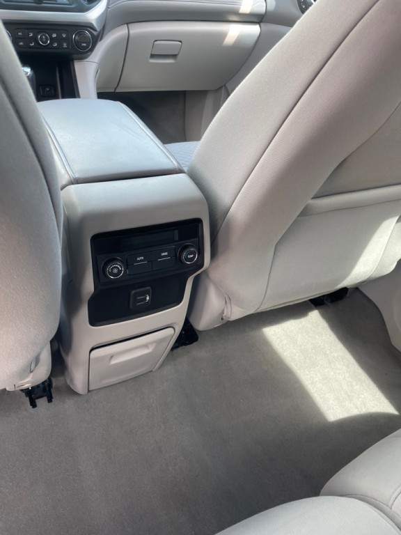 2019 GMC Acadia Image 6