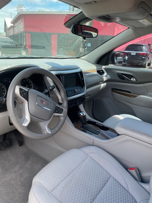 2019 GMC Acadia Image 8