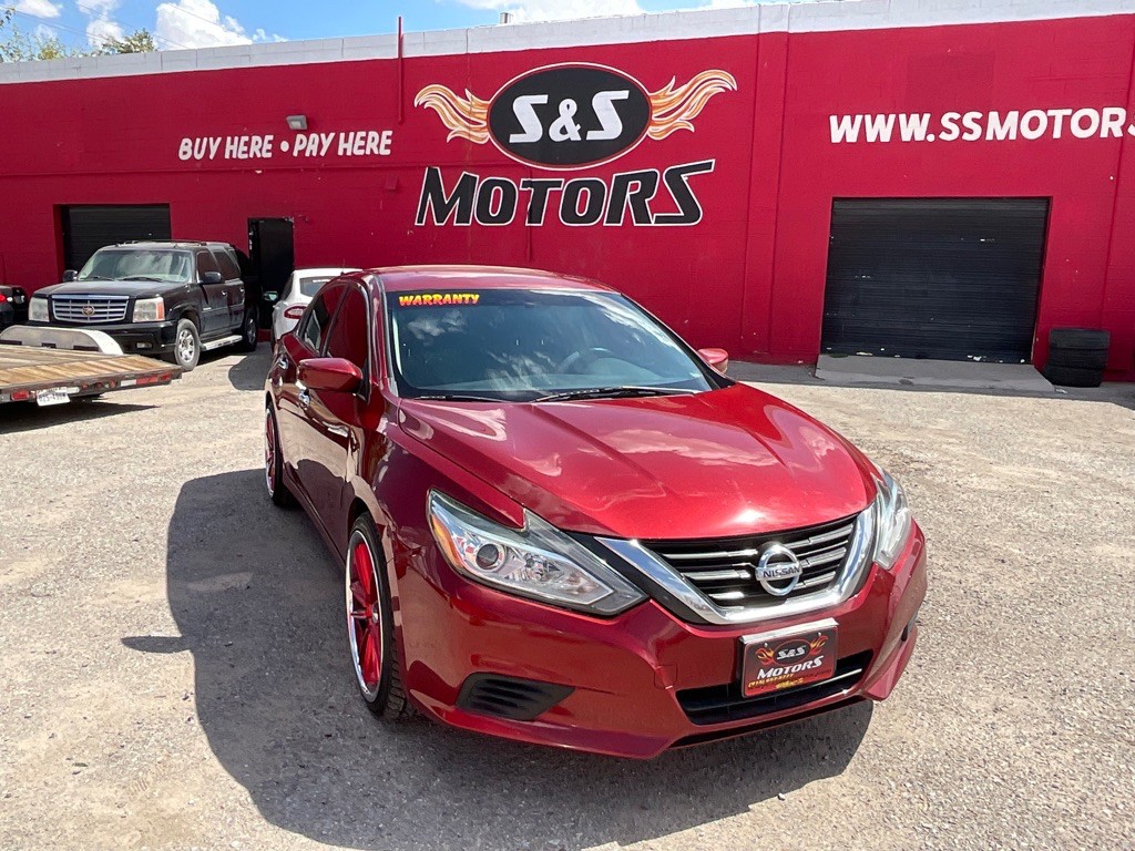 2016 Nissan Altima Image 9