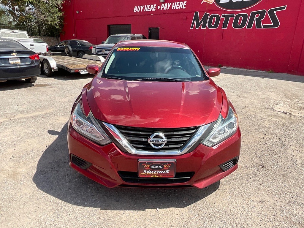 2016 Nissan Altima Image 10