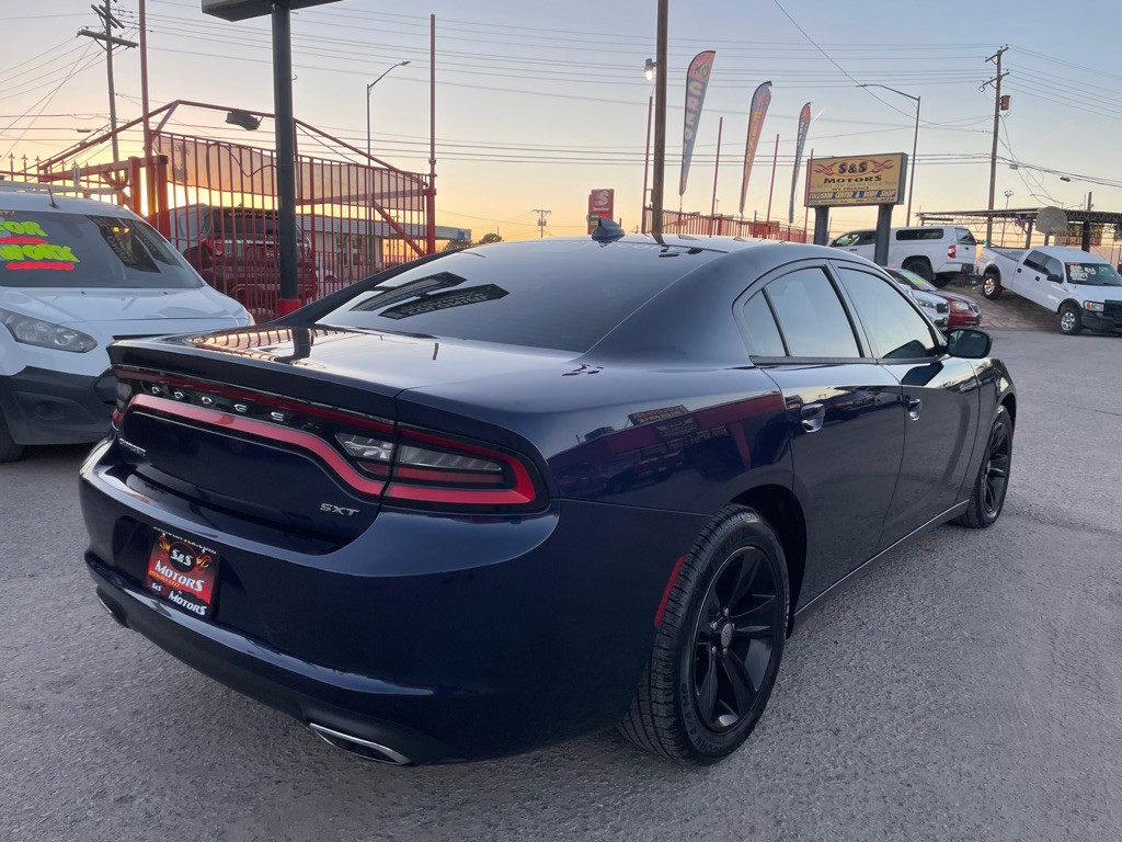 2016 Dodge Charger Image 8